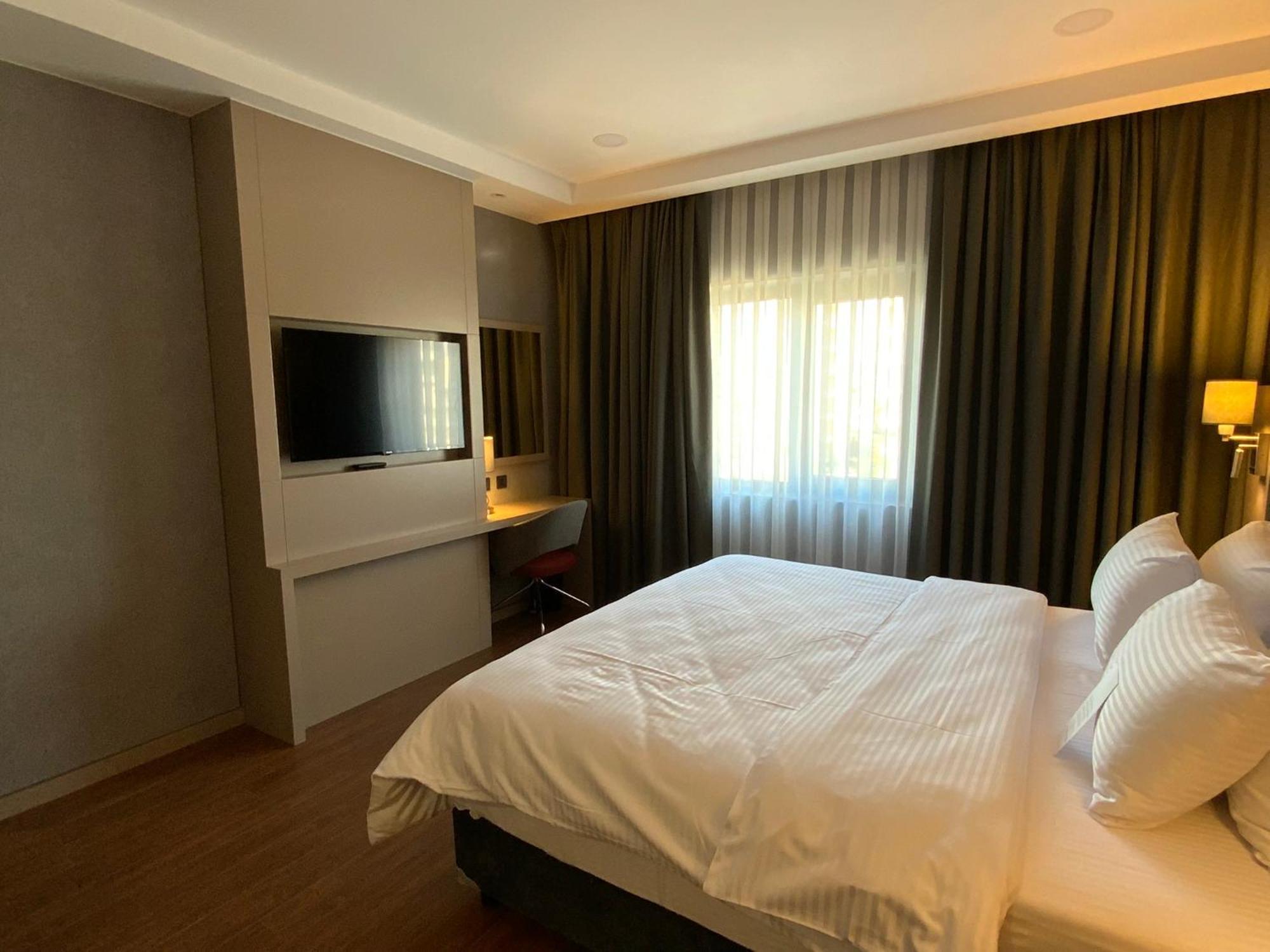 Ramada By Wyndham Adiyaman Hotel Kültér fotó